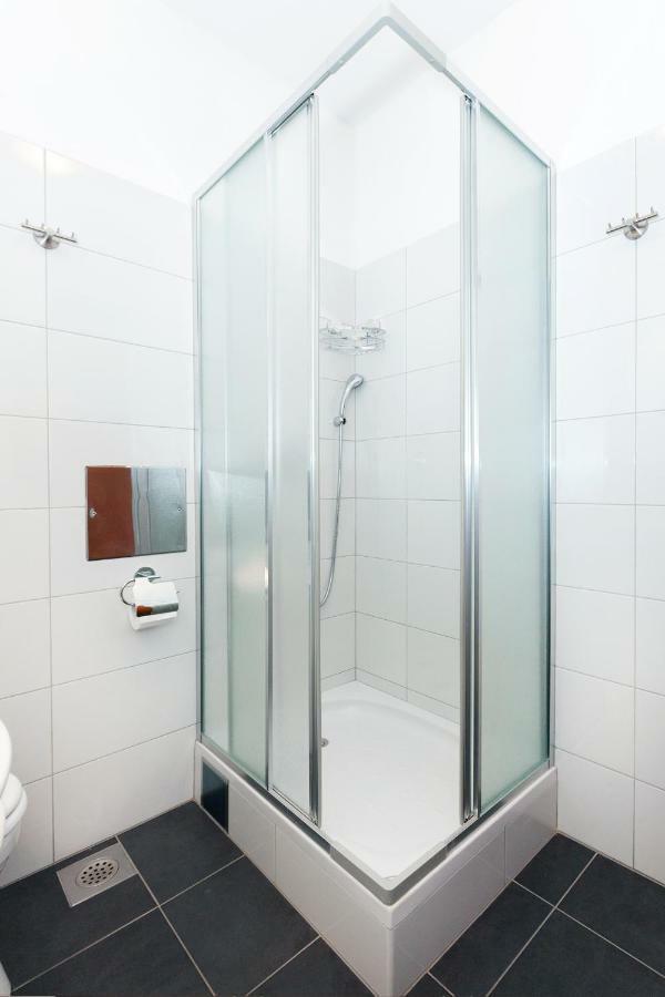 Studio Apartment Toma Split Exterior foto