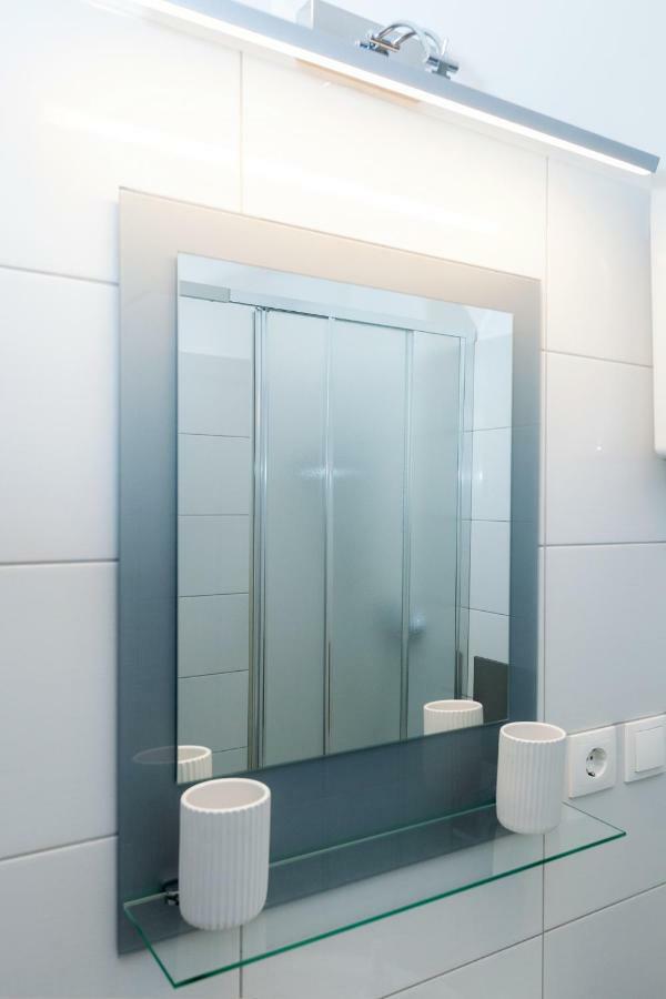 Studio Apartment Toma Split Exterior foto